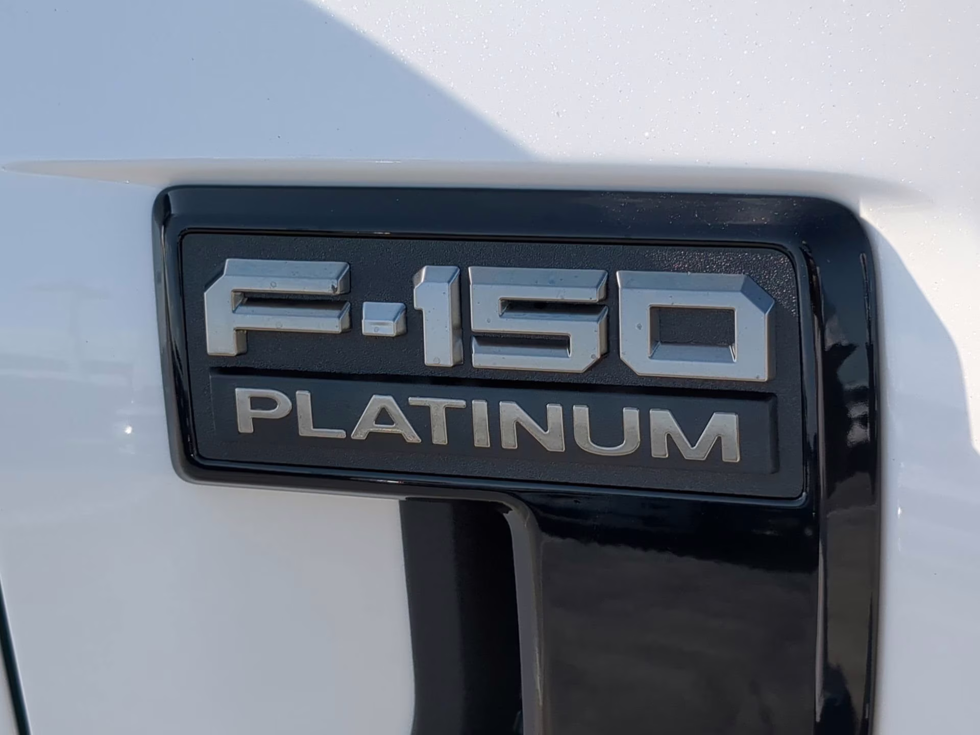 2026 Star White Metallic Tri-Coat Ford F-150 Platinum Crew Cab Pickup 4X4 Truck