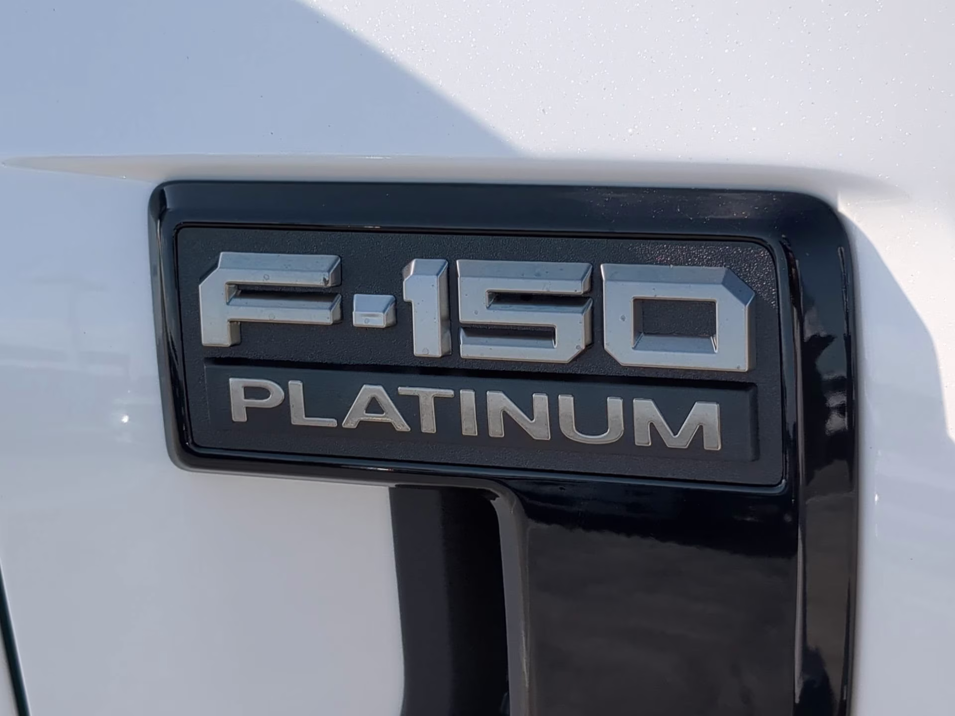 2026 Star White Metallic Tri-Coat Ford F-150 Platinum Crew Cab Pickup 4X4 Truck