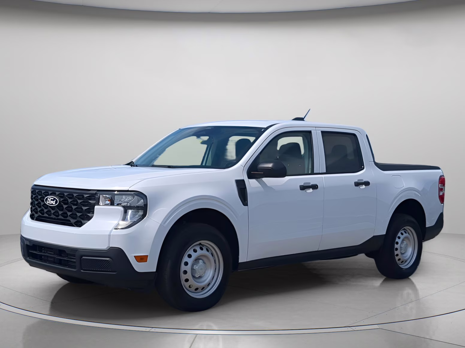 2026 Oxford White Ford Maverick XL Crew Cab Pickup FWD Truck