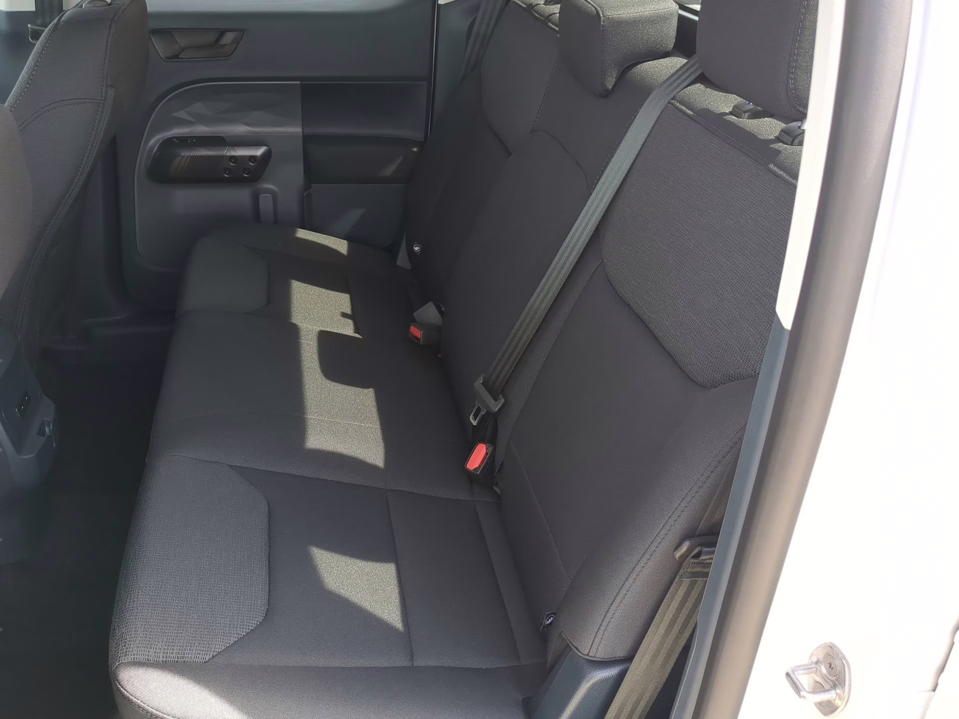 2026 Oxford White Ford Maverick XL Crew Cab Pickup FWD Truck