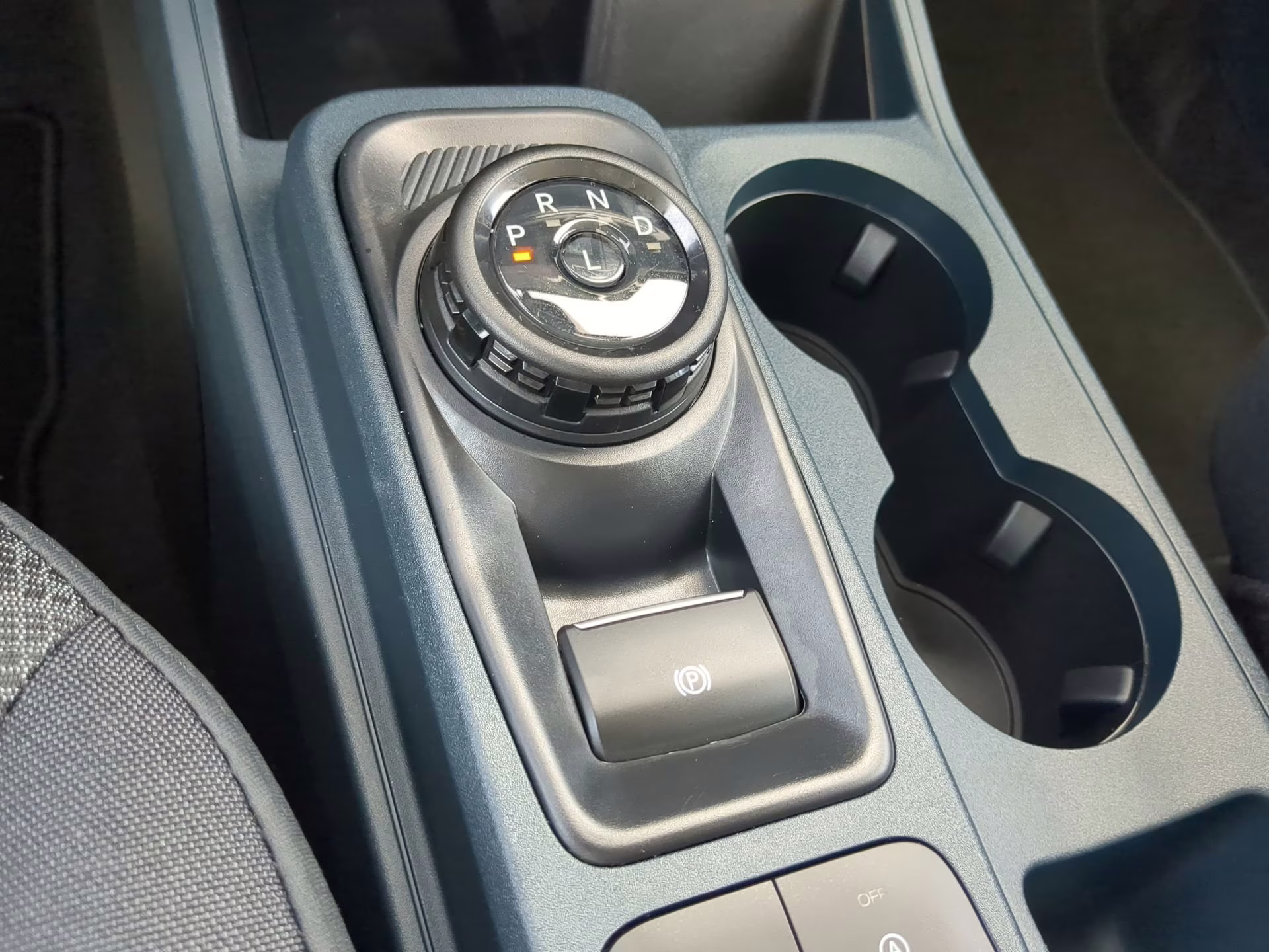 2026 Oxford White Ford Maverick XL Crew Cab Pickup FWD Truck