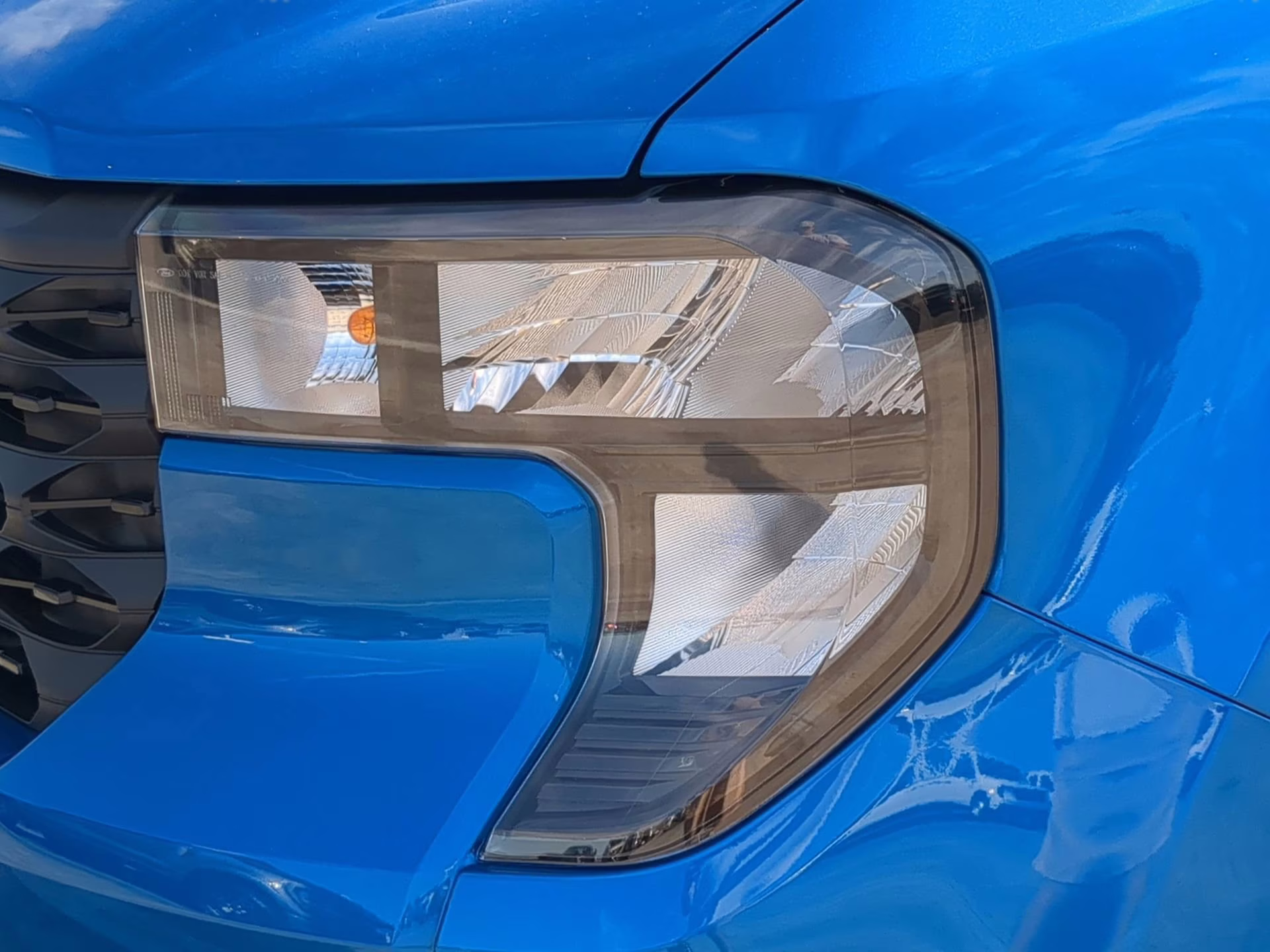 2026 Velocity Blue Ford Maverick XL Crew Cab Pickup FWD Truck