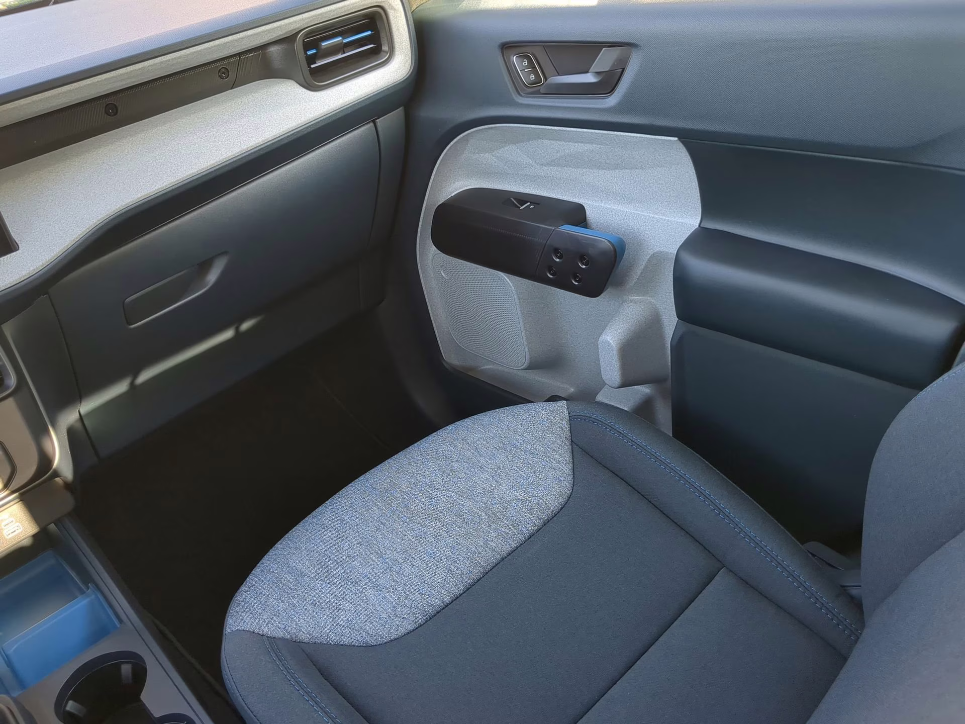 2026 Oxford White Ford Maverick XLT Crew Cab Pickup FWD Truck