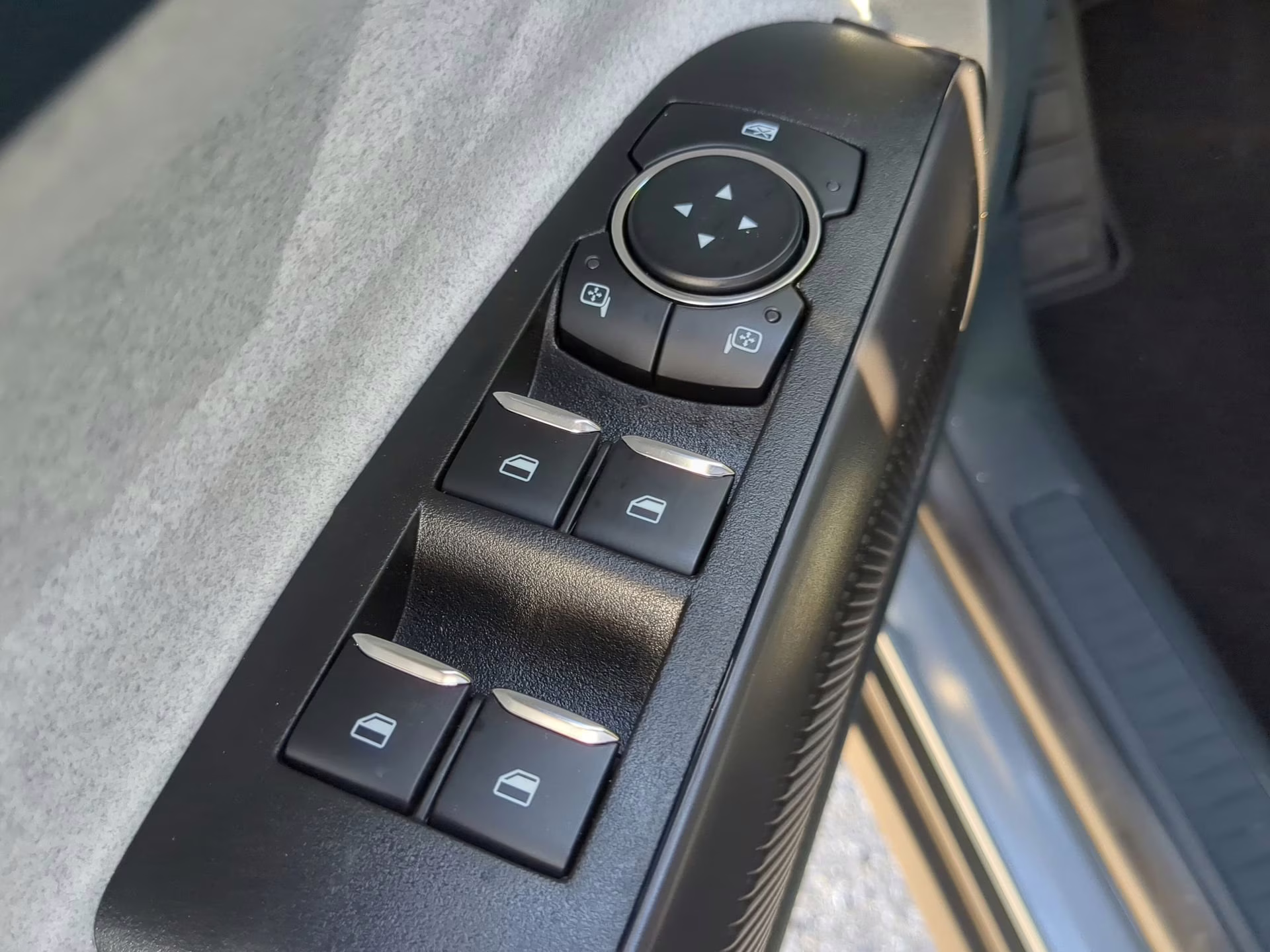 2026 Oxford White Ford Maverick XLT Crew Cab Pickup FWD Truck