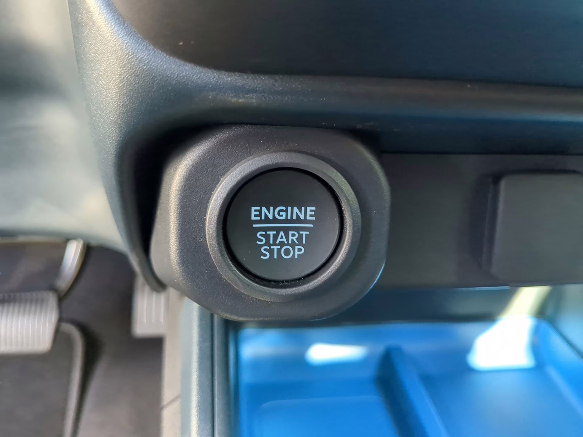 2026 Oxford White Ford Maverick XLT Crew Cab Pickup FWD Truck