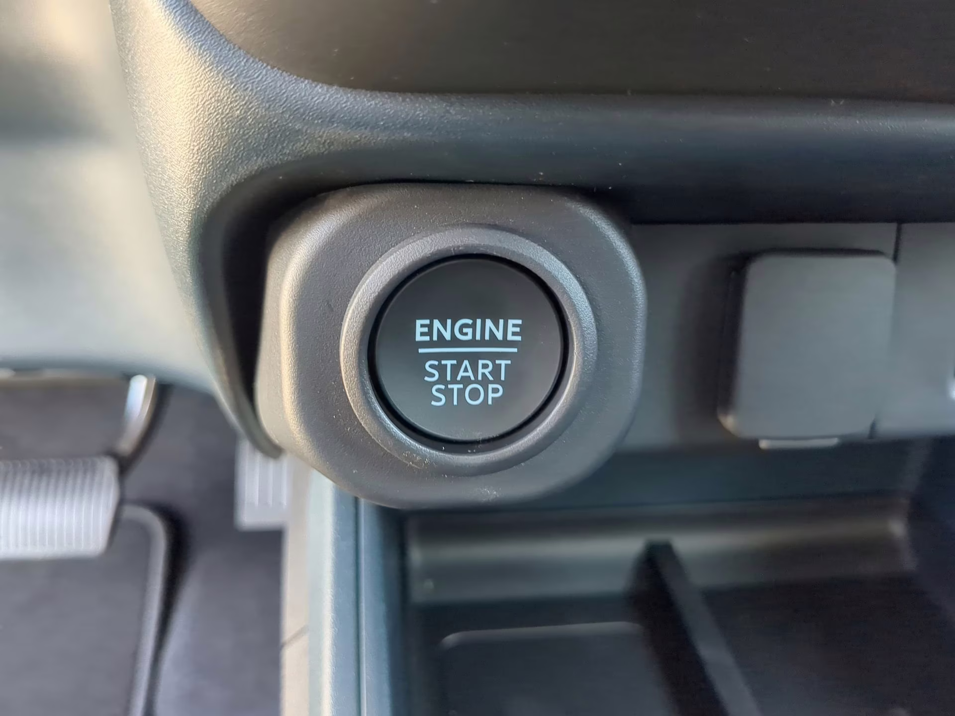 2026 Oxford White Ford Maverick LARIAT Crew Cab Pickup AWD Truck