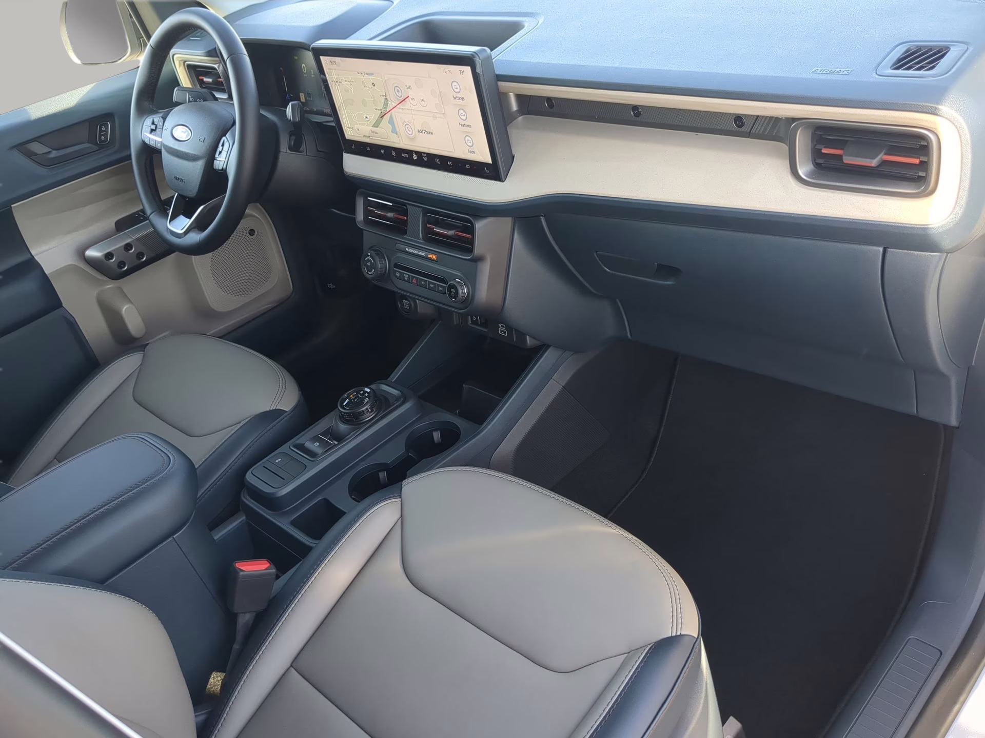 2026 Space White Metallic Ford Maverick LARIAT Crew Cab Pickup AWD Truck