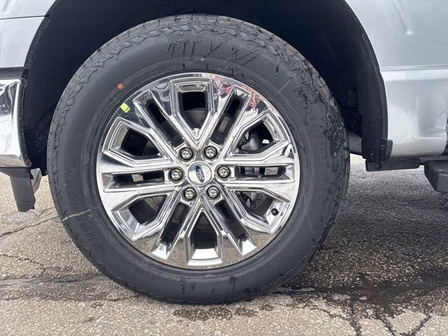 2026 Silver Metallic Ford F-150 Lariat 4X4 Truck