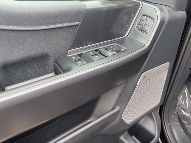 2026 Black Metallic Ford F-150 Lariat 4X4 Truck