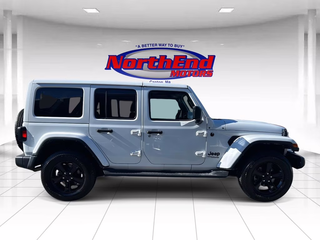 2021 Bright White Clearcoat Jeep Wrangler Unlimited Sahara Altitude 4X4 SUV
