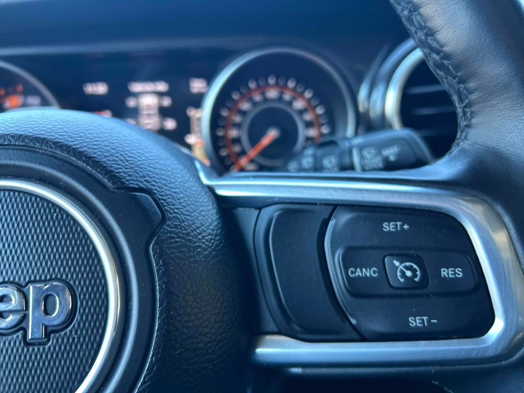 2021 Bright White Clearcoat Jeep Wrangler Unlimited Sahara Altitude 4X4 SUV