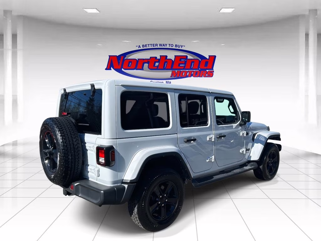 2021 Bright White Clearcoat Jeep Wrangler Unlimited Sahara Altitude 4X4 SUV