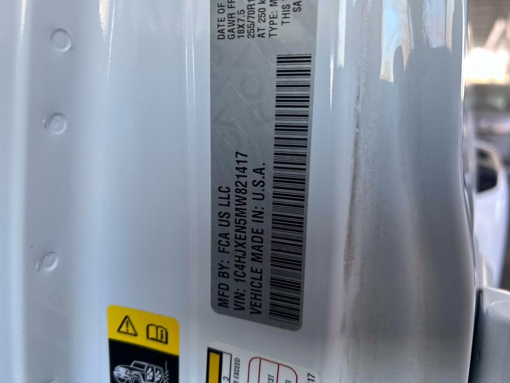 2021 Bright White Clearcoat Jeep Wrangler Unlimited Sahara Altitude 4X4 SUV