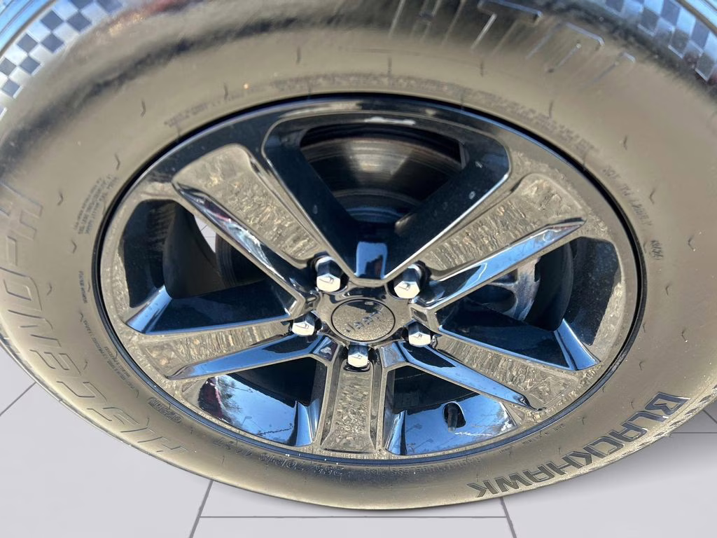 2021 Bright White Clearcoat Jeep Wrangler Unlimited Sahara Altitude 4X4 SUV