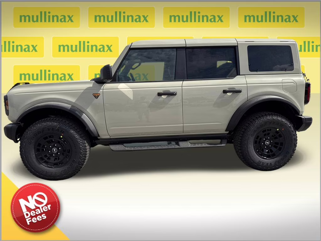 2026 Desert Sand Ford Bronco Badlands 4X4 SUV