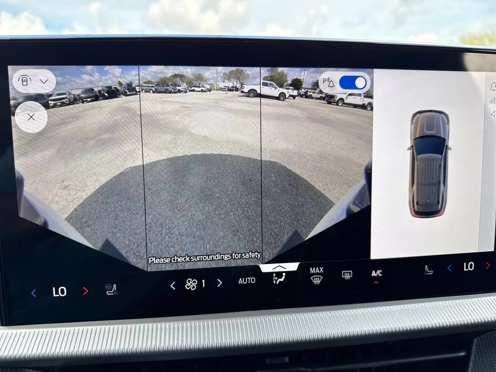 2026 Star White Metallic Tri-Coat Ford Explorer ST RWD SUV