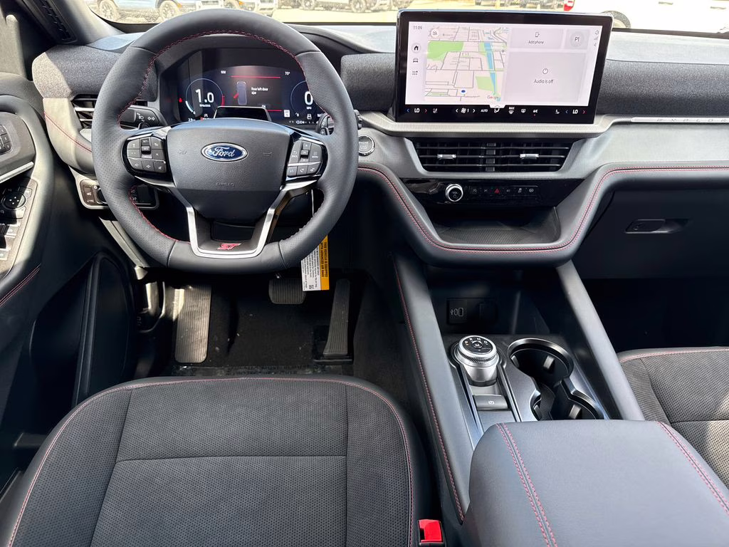 2026 Star White Metallic Tri-Coat Ford Explorer ST RWD SUV