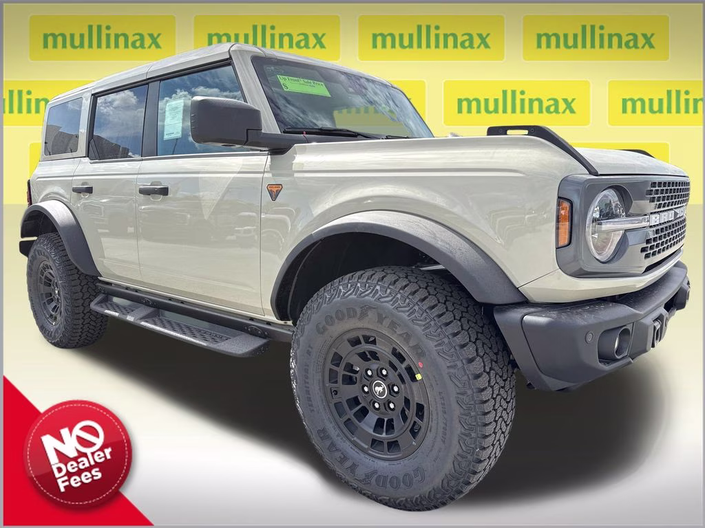 2026 Desert Sand Ford Bronco Badlands 4X4 SUV