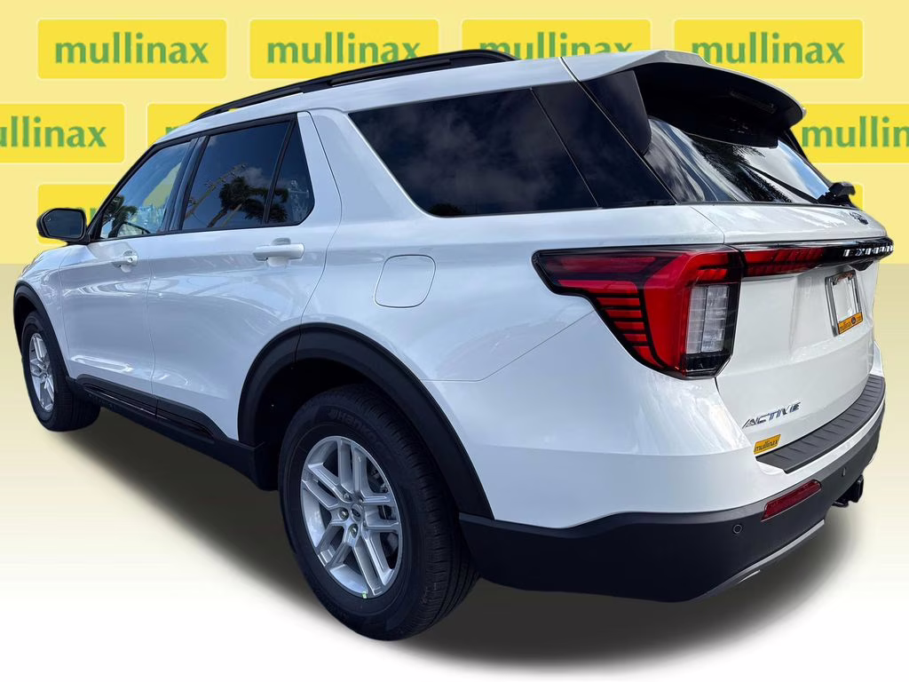 2026 Star White Metallic Tri-Coat Ford Explorer Active RWD SUV