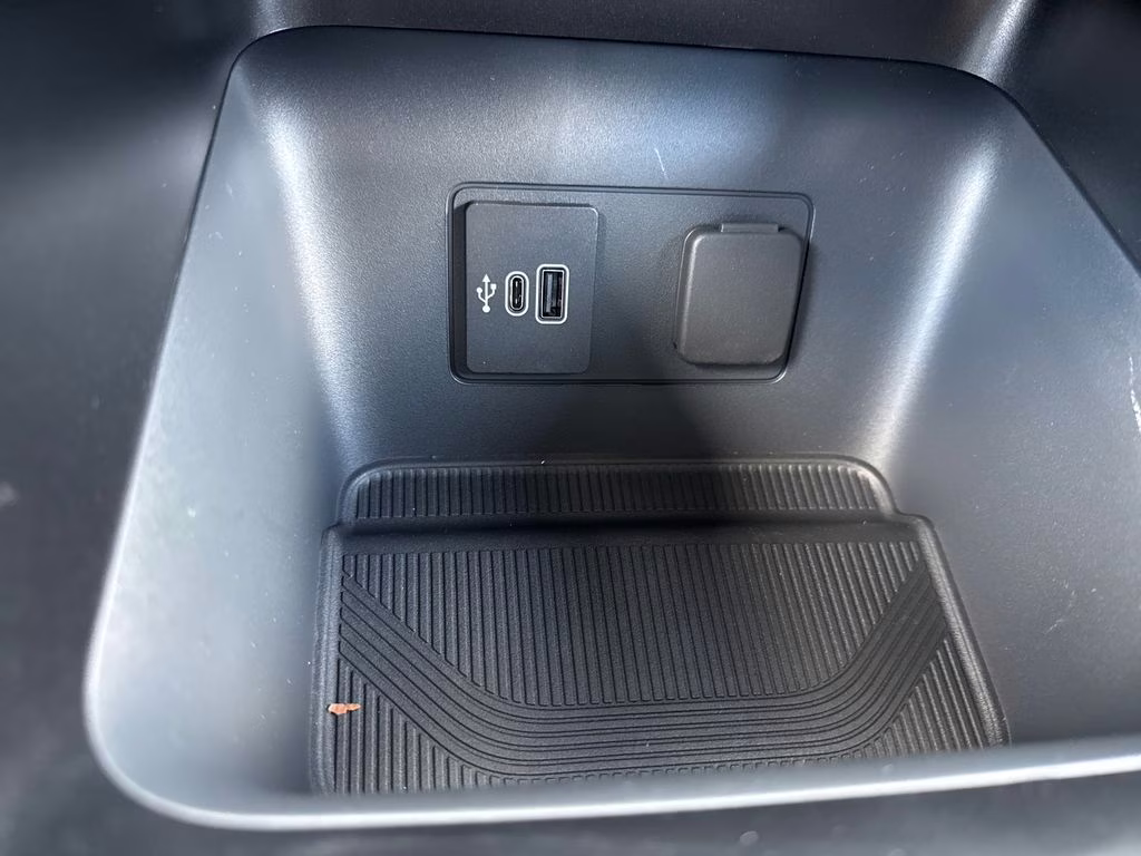 2026 Star White Metallic Tri-Coat Ford Explorer ST RWD SUV