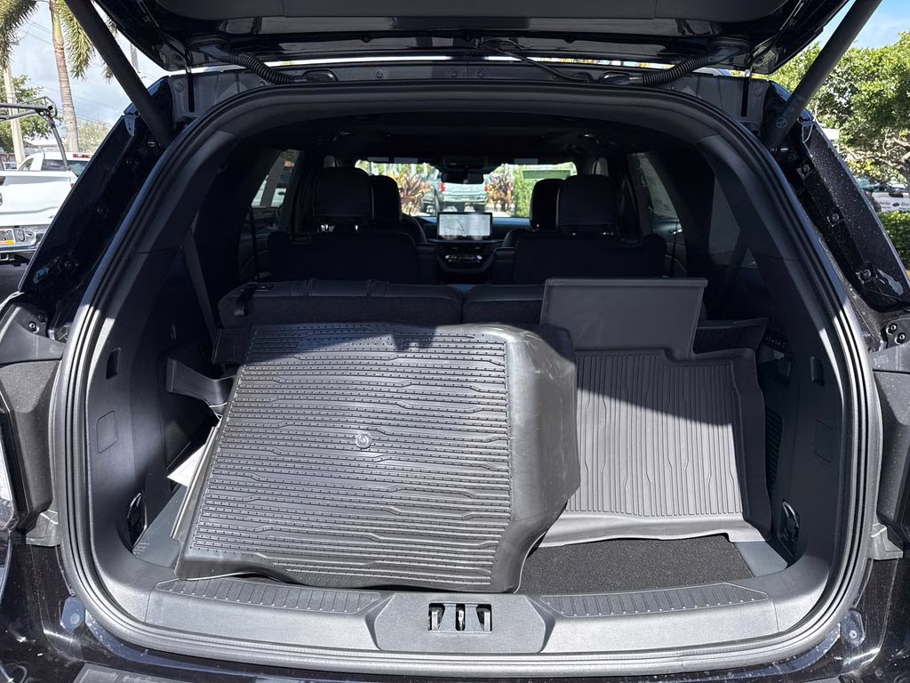 2026 Agate Black Metallic Ford Explorer Tremor 4X4 SUV