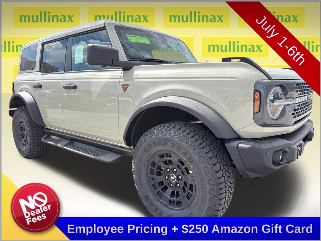2026 Desert Sand Ford Bronco Badlands 4X4 SUV