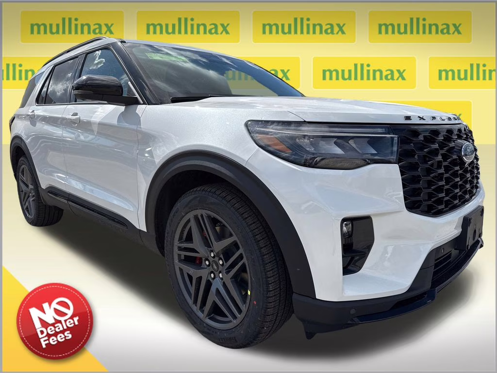 2026 Star White Metallic Tri-Coat Ford Explorer ST RWD SUV