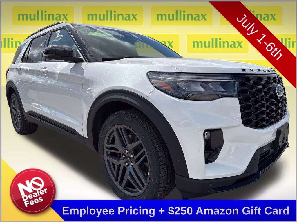 2026 Star White Metallic Tri-Coat Ford Explorer ST RWD SUV