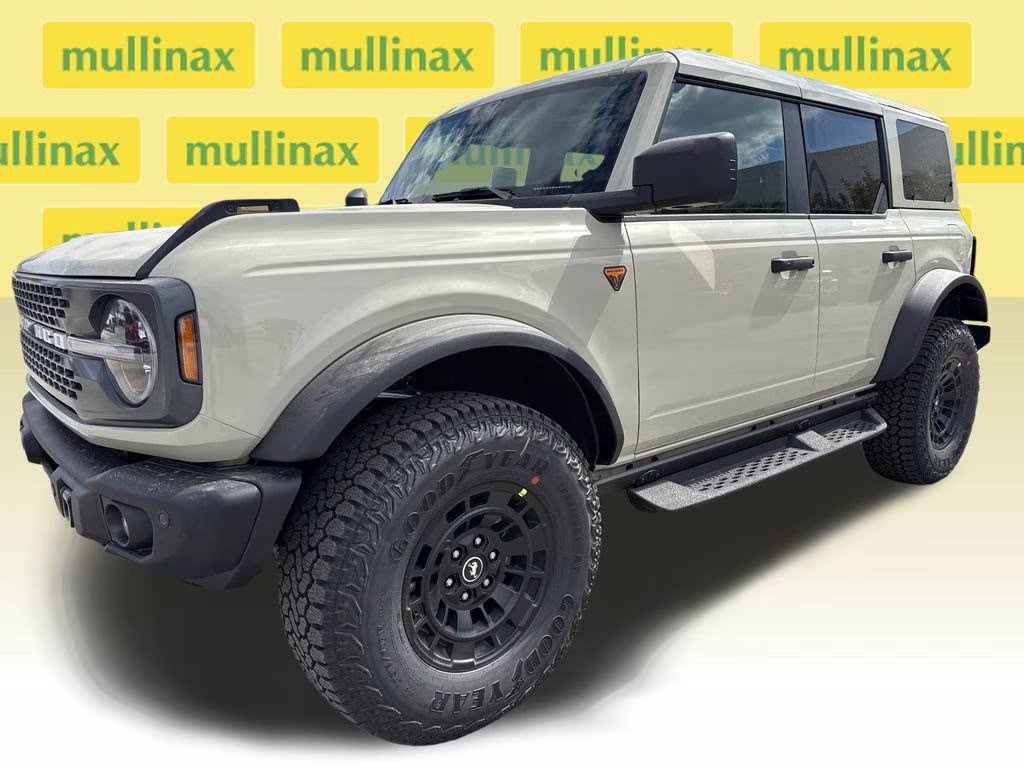 2026 Desert Sand Ford Bronco Badlands 4X4 SUV