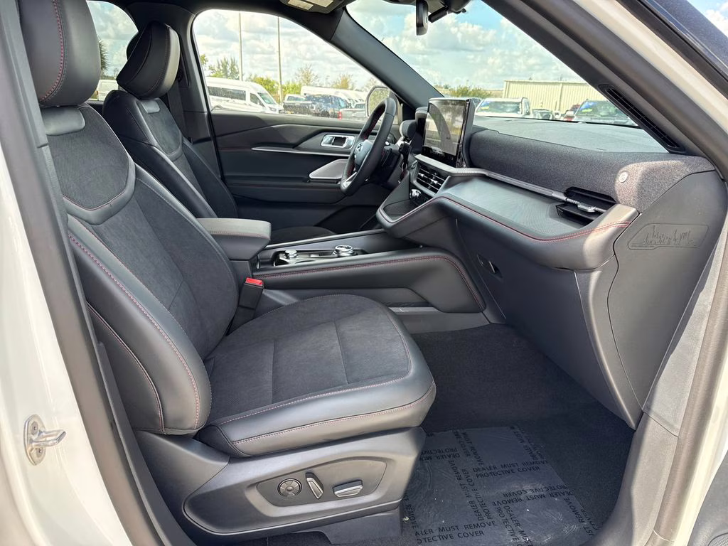 2026 Star White Metallic Tri-Coat Ford Explorer ST RWD SUV