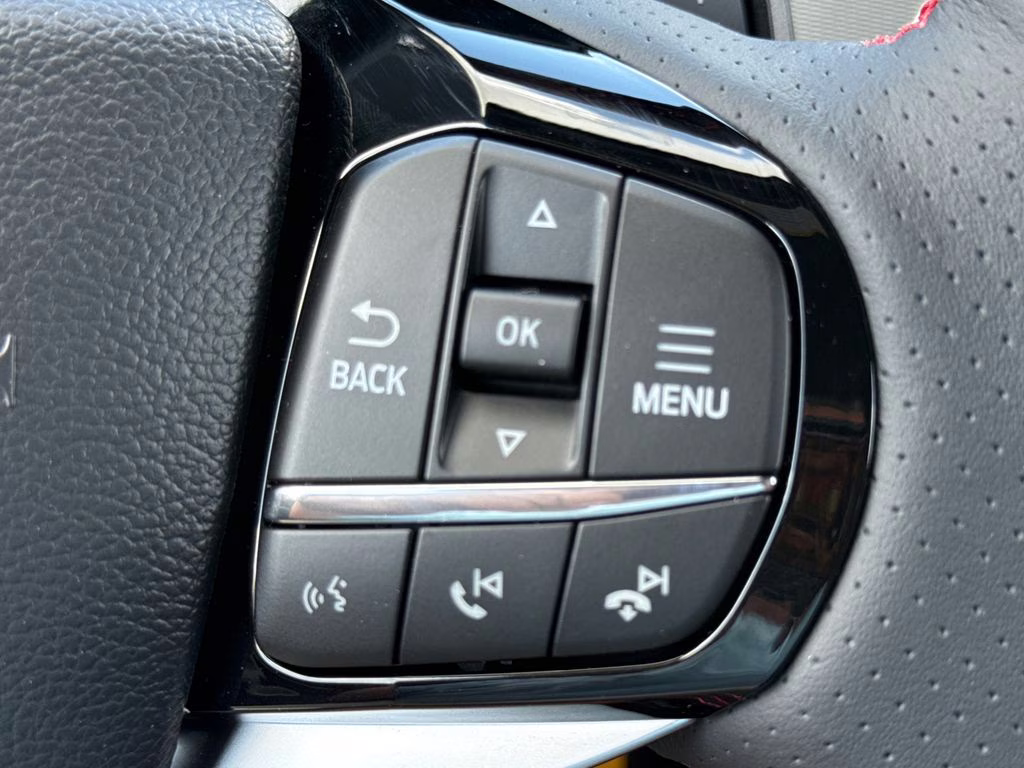 2026 Star White Metallic Tri-Coat Ford Explorer ST RWD SUV