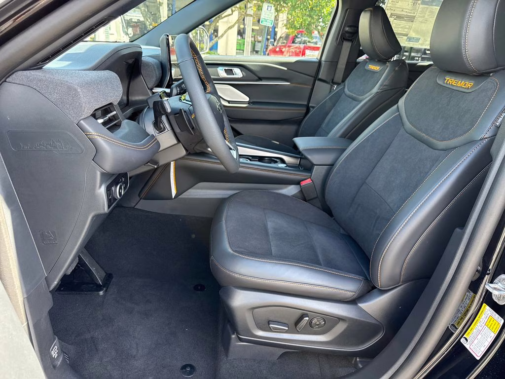 2026 Agate Black Metallic Ford Explorer Tremor 4X4 SUV