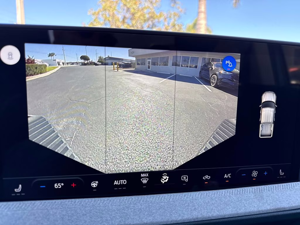 2026 Azure Gray Metallic Tri-Coat Ford Maverick XLT FWD Truck