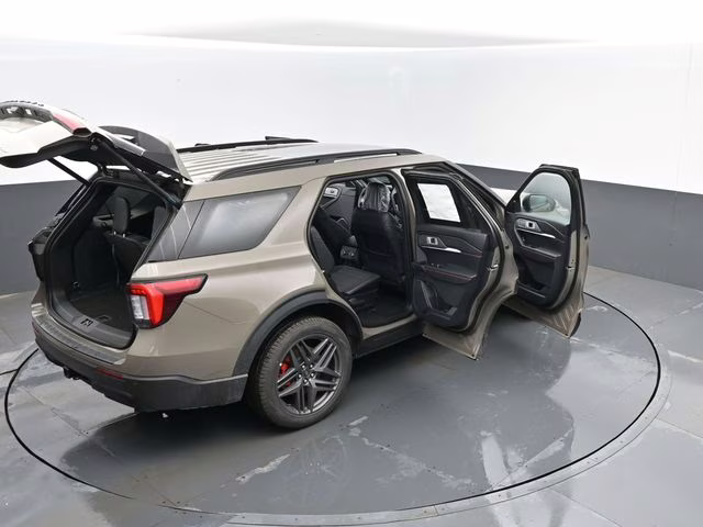 2026 Gray Ford Explorer ST-Line 4X4 SUV