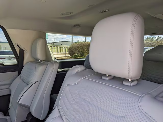 2026 Black Metallic Ford Expedition Max Platinum 4X4 SUV