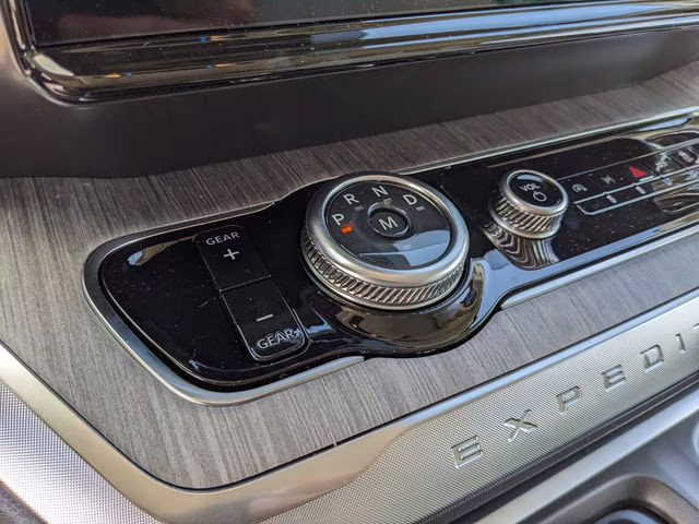 2026 Black Metallic Ford Expedition Max Platinum 4X4 SUV