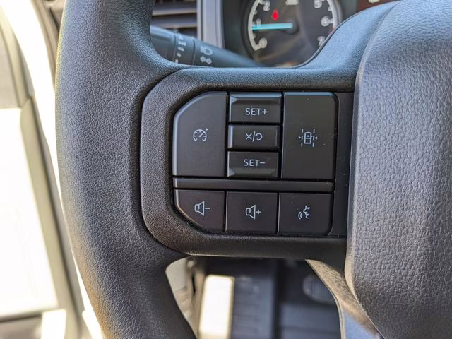 2026 Oxford White Ford F-150 XL 4X4 Truck