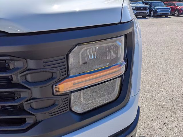 2026 Oxford White Ford F-150 XL 4X4 Truck