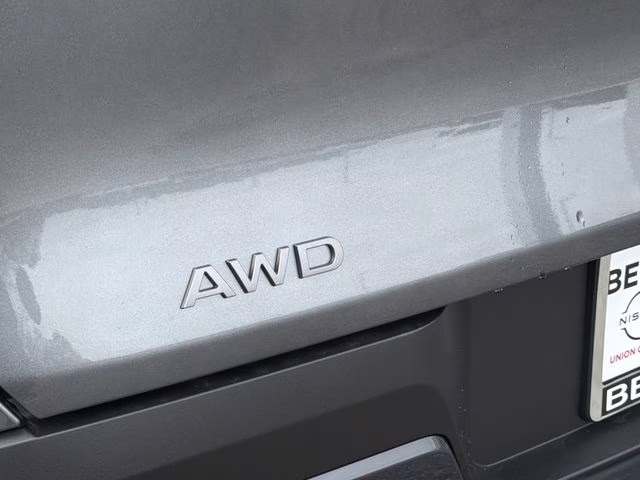 2026 Gun Metallic Nissan Murano SL AWD SUV