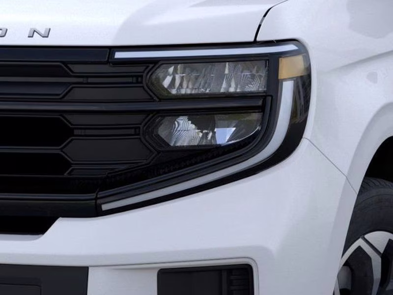 2026 Star White Metallic Tri-Coat Ford Expedition Active RWD SUV