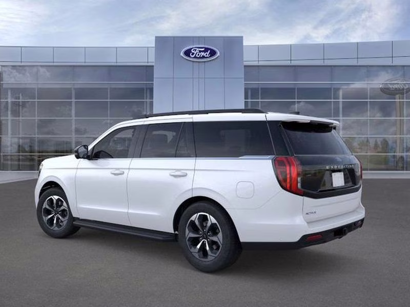 2026 Star White Metallic Tri-Coat Ford Expedition Active RWD SUV