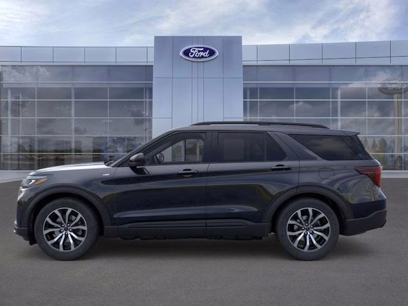 2026 Agate Black Metallic Ford Explorer ST-Line 4X4 SUV