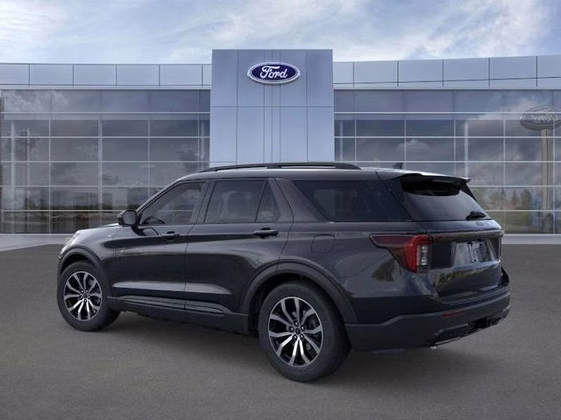 2026 Agate Black Metallic Ford Explorer ST-Line 4X4 SUV