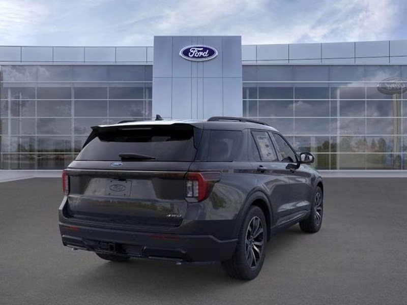 2026 Agate Black Metallic Ford Explorer ST-Line 4X4 SUV