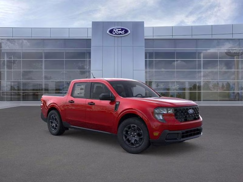 2026 Ruby Red Metallic Tinted Clearcoat Ford Maverick XLT AWD Truck