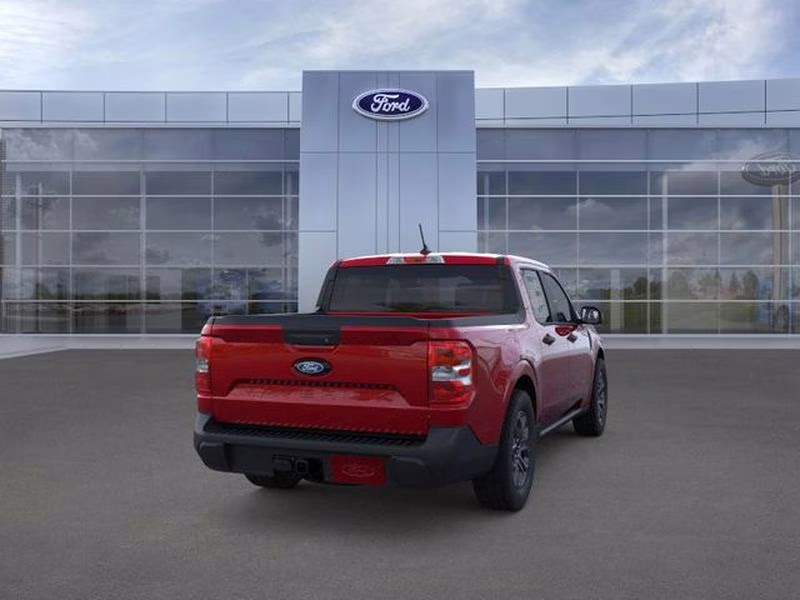 2026 Ruby Red Metallic Tinted Clearcoat Ford Maverick XLT AWD Truck