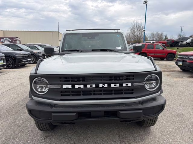 2026 Avalanche Gray Ford Bronco Base 4X4 SUV