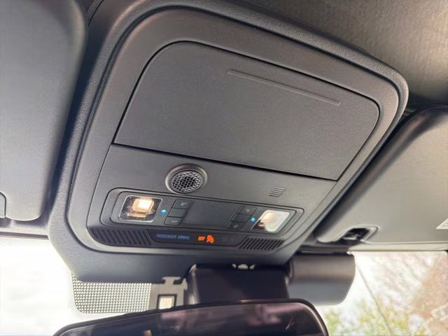 2026 Avalanche Gray Ford Bronco Base 4X4 SUV