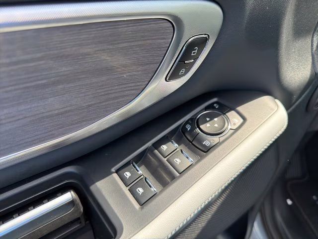 2026 Glacier Gray Metallic Tri-Coat Ford Expedition Platinum 4X4 SUV