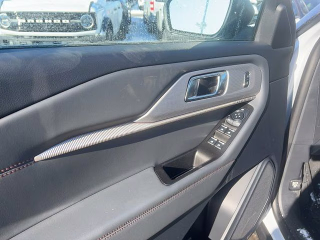 2026 Space White Metallic Ford Explorer Active 4X4 SUV